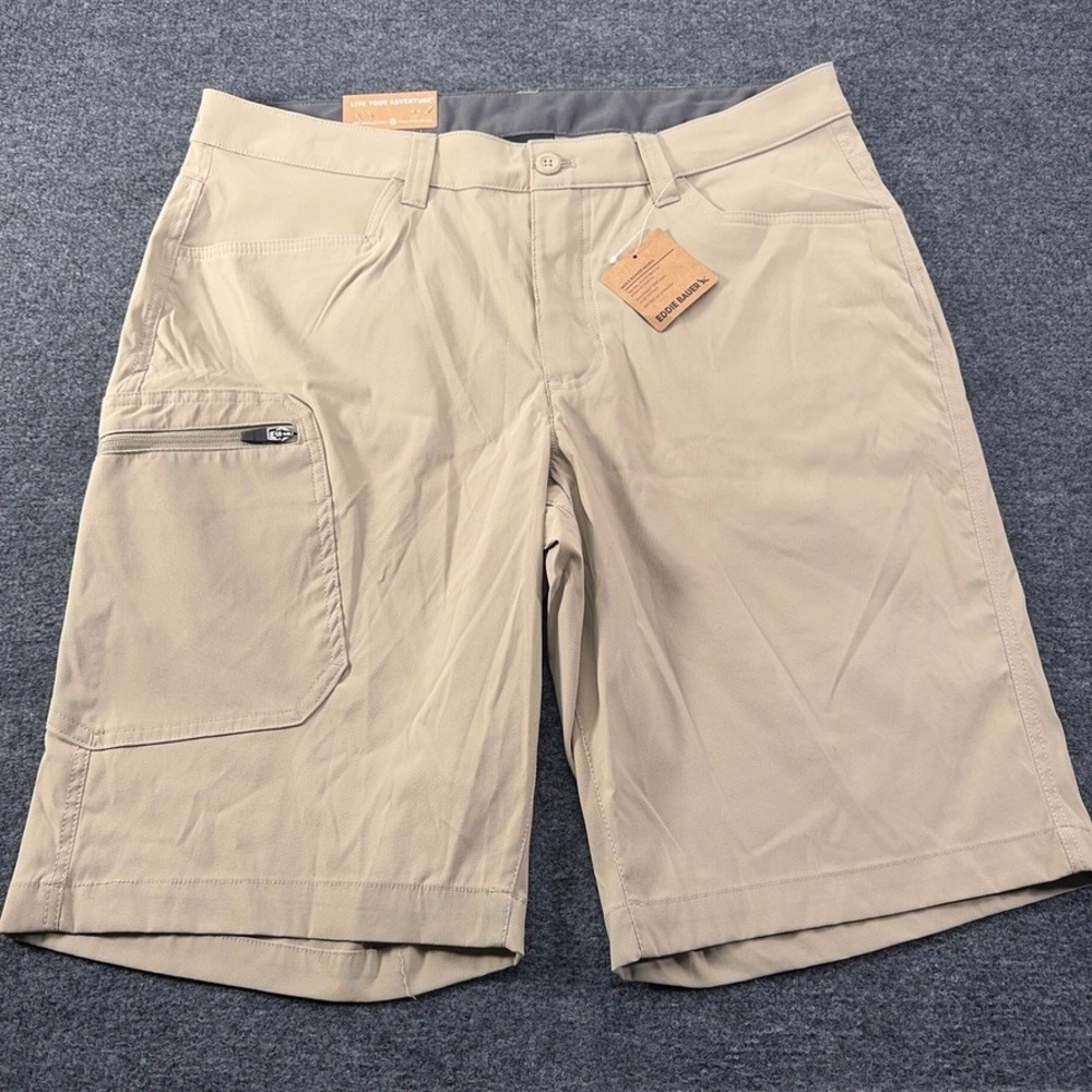 Eddie Bauer Rainier Shorts Mens 34 Light Khaki Tan Hiking Active Fit 0396 NEW